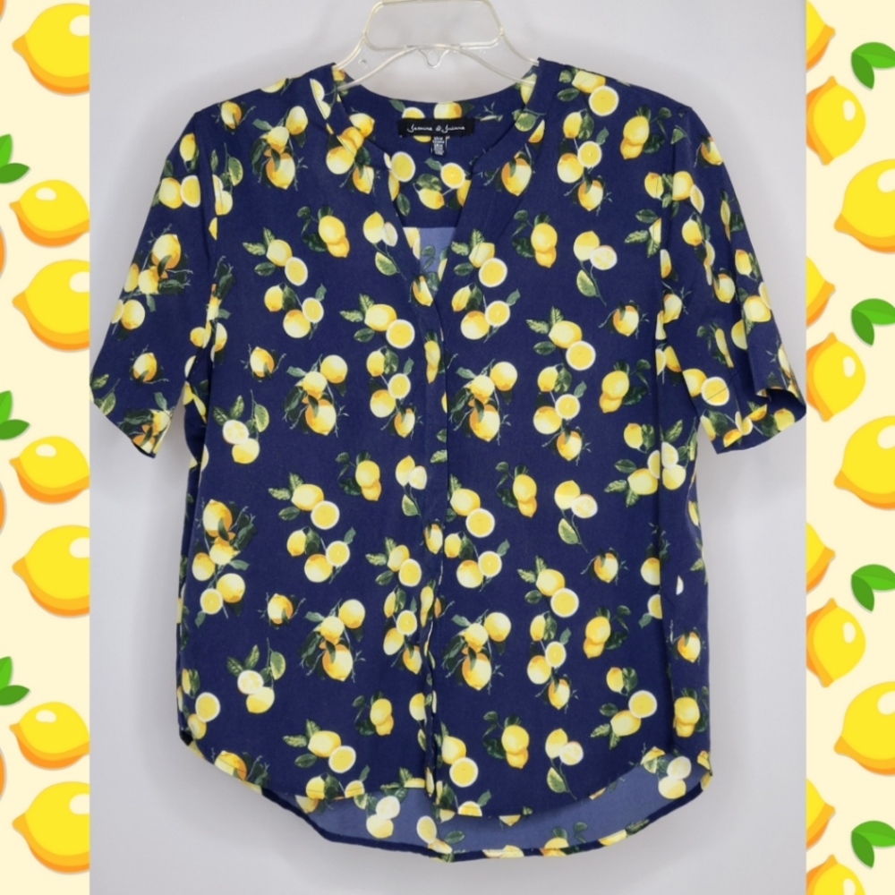 Short Sleeve Navy Blue Shirt With Lemons, Size Medium